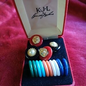 Kenneth Jay Lane Gold Tone And Pearl Earrings Interchangeable Color Discs.